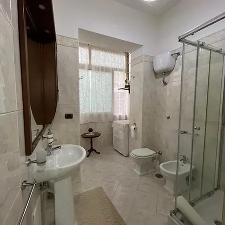 Barbi's House ベッド・アンド・ブレックファスト ナポリ