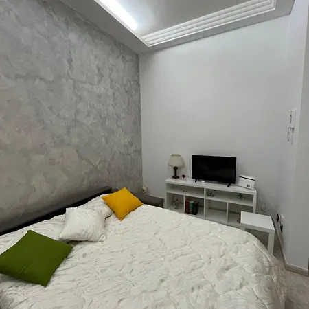 Barbi's House ベッド・アンド・ブレックファスト ナポリ